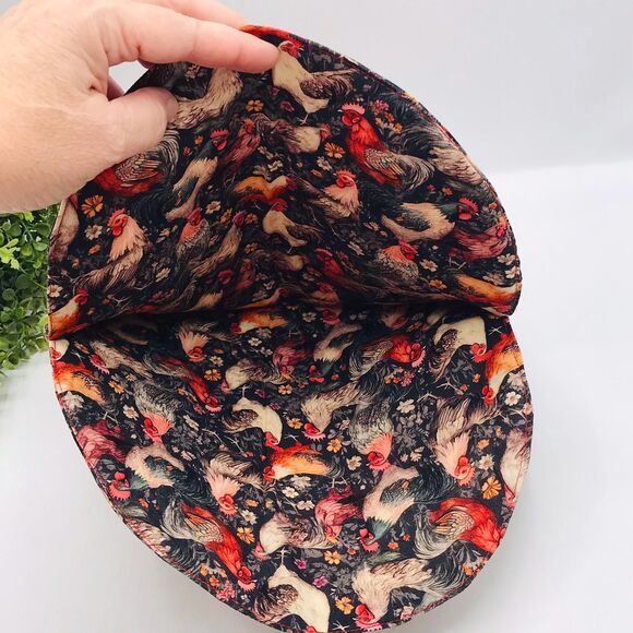 Tortilla Warmer 10.5 Inches Neutral Gray Tan Chickens  Holds Up To 6 Tortillas - Picture 2 of 3